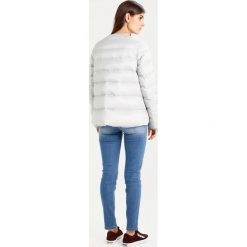 Opus HINGA Kurtka puchowa light grey. Szare marynarki damskie Opus, bez wzorów, z materiału. W wyprzedaży za 539,25 zł.