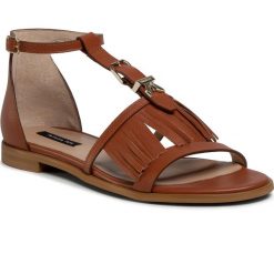 Sandały PATRIZIA PEPE - 2V9541/A3KW-B101 Canyon Brown. Pomarańczowe klapki damskie Patrizia Pepe, bez wzorów, ze skóry, bez obcasa, na obcasie. Za 899,00 zł.