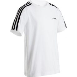 Koszulka chłopięca z 3 paskami adidas biała. Białe t-shirty chłopięce Adidas, w paski, z bawełny, bez rękawów. Za 69,99 zł.