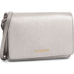 Torebka COCCINELLE - CV3 Mini Bag E5 CV3 55 D6 05 Silver Y69. Szare torebki klasyczne damskie marki Coccinelle, z aplikacjami, ze skóry, zdobione, bez dodatków. W wyprzedaży za 489,00 zł.