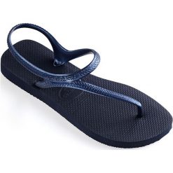 Havaianas - Sandały. Niebieskie klapki damskie Havaianas, bez wzorów, z gumy, bez obcasa, na obcasie. W wyprzedaży za 69,90 zł.