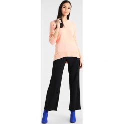 Swetry damskie: Dorothy Perkins SLOUCHY SEAM DETAIL JUMPER Sweter apricot