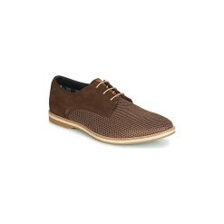 Derby Base London KINCH. Pomarańczowe półbuty męskie marki Base London, bez wzorów, bez zapięcia. Za 439,00 zł.