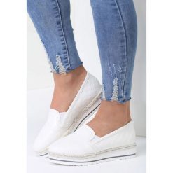 Białe Slip On Essential Flavour. Białe tenisówki damskie vices. Za 59,99 zł.