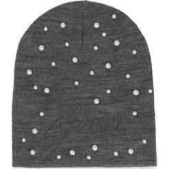 Czapka GUESS - Not Coordina Ted Hats AW8239 WOL01 GRY. Szare czapki damskie Guess, z aplikacjami, z materiału. Za 139,00 zł.