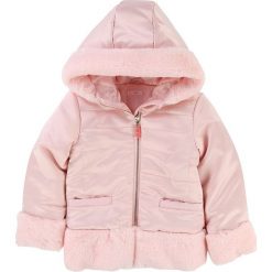 Kurtka zimowa w kolorze jasnoróżowym. Różowe kurtki niemowlęce Billieblush & Billybandit, bez wzorów, bez kaptura. W wyprzedaży za 172,95 zł.