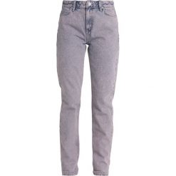 Lee MOM STRAIGHT Jeansy Straight Leg lilac moonstone. Szare jeansy mom damskie Lee. Za 379,00 zł.