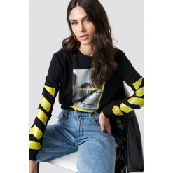 Trendyol Sweter Imagine - Black. Czarne swetry oversize damskie Trendyol, z materiału. Za 100,95 zł.