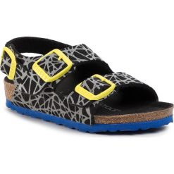 Sandały BIRKENSTOCK - Milano Kinder 1015650 M Reflective Tech Black. Czarne sandały chłopięce Birkenstock, ze skóry ekologicznej, bez zapięcia. Za 219,00 zł.