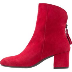 Lamica QUAL Botki rosso. Czerwone botki damskie na zamek Lamica, z materiału, klasyczne. Za 549,00 zł.