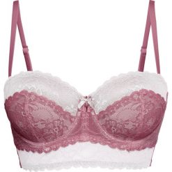 Biustonosz "bardotka" bonprix jeżynowo-ecru. Fioletowe biustonosze bonprix, w koronkowe wzory, z koronki. Za 49,99 zł.