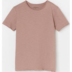 T-shirt z bawełny ogranicznej - Brązowy. Pomarańczowe t-shirty męskie Reserved, bez wzorów, z bawełny, bez kołnierzyka. Za 16,99 zł.