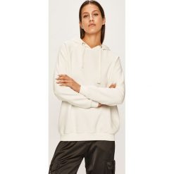 Answear - Bluza. Białe bluzy damskie ANSWEAR, z bawełny, z kapturem. W wyprzedaży za 79,90 zł.