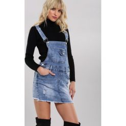 Niebieska Sukienka Enchantress. Niebieskie sukienki damskie Renee, xl, z aplikacjami, z jeansu, bez kołnierzyka, bez rękawów, mini, dopasowane. Za 99,99 zł.
