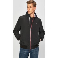 Tommy Jeans - Kurtka. Czarne płaszcze męskie Tommy Jeans, s, bez wzorów, z bawełny, krótkie, bez kaptura. Za 699,90 zł.
