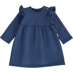 Sukienka dresowa w kolorze granatowym. Niebieskie sukienki niemowlęce lamino, z nadrukiem, z dresówki, bez rękawów, rozkloszowane. W wyprzedaży za 48,95 zł.