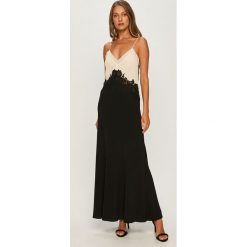 Twinset - Sukienka. Czarne sukienki damskie Twinset, na co dzień, s, bez wzorów, z elastanu, bez kołnierzyka, bez rękawów, maxi, proste. Za 1219,00 zł.