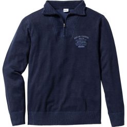 Sweter ze stójką Regular Fit bonprix ciemnoniebieski. Niebieskie golfy męskie bonprix, l, z nadrukiem. Za 89,99 zł.