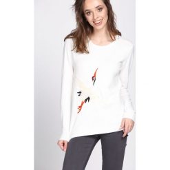 Biały Sweter Flying Stork. Białe swetry klasyczne damskie marki Born2be, l, z okrągłym kołnierzem. Za 49,99 zł.