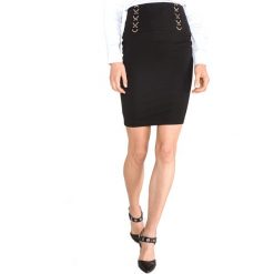 Guess Heike Spódnica Czarny. Czarne spódniczki damskie Guess, xs, z aplikacjami, z elastanu. Za 245,95 zł.