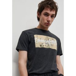 T-shirt basic - Szary. Szare t-shirty męskie Reserved, s, bez wzorów, bez kołnierzyka. Za 39,99 zł.