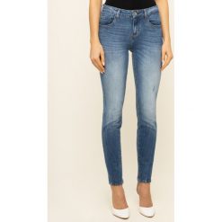 Jeansy Skinny Fit Guess Annette W01A99 D3XR1. Niebieskie jeansy damskie Guess. W wyprzedaży za 369,00 zł.