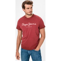 Pepe Jeans West Sir Koszulka Czerwony. Czerwone podkoszulki męskie Pepe Jeans, m, z haftami, z bawełny, vintage, bez kołnierzyka, z krótkim rękawem, krótkie. Za 157,95 zł.