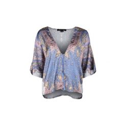 Bluzki Guess -. Bluzki damskie Guess, z aplikacjami, bez kołnierzyka, bez rękawów. Za 249,00 zł.