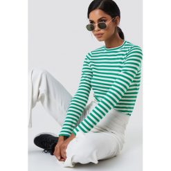 Paski damskie: NA-KD Trend Top w paski z długim rękawem – Green