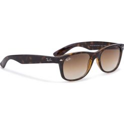 Okulary przeciwsłoneczne RAY-BAN - New Wayfarer 0RB2132 710/51 Tortoise/Light Brown Gradient. Pomarańczowe okulary przeciwsłoneczne damskie Ray-Ban. W wyprzedaży za 429,00 zł.