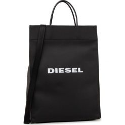 Torebka DIESEL - Saket X06804 P3184 Black T8013. Czarne torebki klasyczne damskie Diesel, bez wzorów, ze skóry ekologicznej, klasyczne, bez dodatków. Za 469,00 zł.