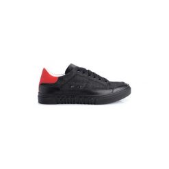 Buty Antony Morato MMFW01122. Czarne trampki męskie Antony Morato, bez wzorów, bez zapięcia. Za 399,00 zł.