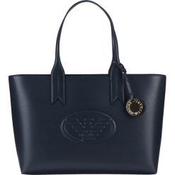 Emporio Armani Torebka Niebieski. Niebieskie torebki klasyczne damskie Emporio Armani, bez wzorów, z materiału, bez dodatków. Za 878,95 zł.
