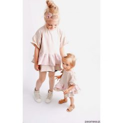 Bluzeczka B a n BLOUSE beż+brudny róż. Różowe bluzki dziewczęce marki Pakamera, z falbankami. Za 114,00 zł.