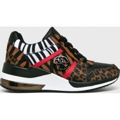 Guess Jeans - Buty. Pomarańczowe buty sportowe damskie Guess Jeans, z aplikacjami, z jeansu, sportowe. Za 629,90 zł.