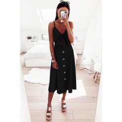 Sukienka BORILA BLACK. Czarne sukienki damskie Sukienka BORILA BLACK, s, bez wzorów, bez kołnierzyka, bez rękawów, długie. W wyprzedaży za 89,00 zł.