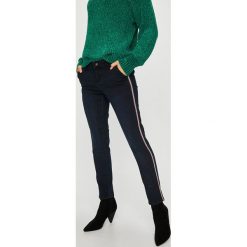Medicine - Jeansy Basic. Niebieskie proste jeansy damskie marki MEDICINE. W wyprzedaży za 59,90 zł.