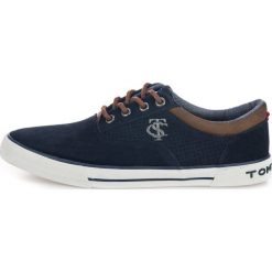 Tom Tailor tenisówki męskie 44 ciemnoniebieskie. Niebieskie trampki męskie Tom Tailor, bez wzorów, ze skóry, bez zapięcia. W wyprzedaży za 189,00 zł.