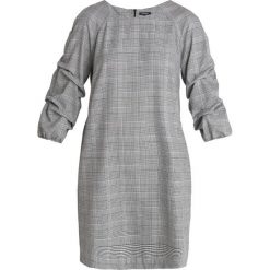 More & More Sukienka letnia black. Szare sukienki damskie marki More & More, na lato, bez wzorów, z elastanu, bez kołnierzyka, bez rękawów. Za 419,00 zł.