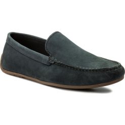 Mokasyny CLARKS - Reazor Edge 261319507 Navy Nubuck. Niebieskie mokasyny męskie Clarks, ze skóry, eleganckie. W wyprzedaży za 239,00 zł.