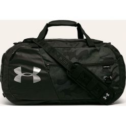 Under Armour - Torba. Czarne torebki damskie sportowe Under Armour, w paski, z poliesteru, sportowe, bez dodatków. W wyprzedaży za 169,90 zł.