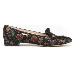 Kolorowe balerinki z frędzlami - skóra naturalna - model 046 - kolor czarne liście. Czarne baleriny damskie Zapato, bez wzorów, z jeansu, klasyczne, bez obcasa, na obcasie. Za 299,00 zł.