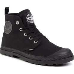 Trapery PALLADIUM - Lp Mid Cvs 96710-001-M Black/Black. Czarne trapery damskie Palladium, z tworzywa sztucznego, klasyczne, bez obcasa, bez zapięcia. Za 299,00 zł.