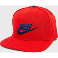 Nike Sportswear - Czapka. Czerwone czapki męskie marki Nike Sportswear, z bawełny. Za 99,90 zł.