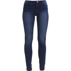 Noisy May LUCY Jeans Skinny Fit dark blue denim. Niebieskie rurki damskie Noisy May. W wyprzedaży za 143,10 zł.