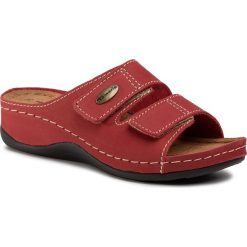 Klapki TAMARIS - 1-27510-24 Red 500. Czerwone klapki damskie Tamaris, bez wzorów, ze skóry, bez obcasa, na obcasie. Za 139,00 zł.