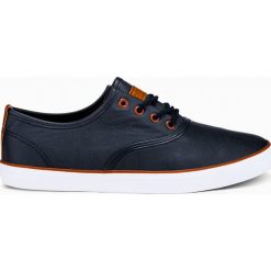 Buty męskie trampki T305 - granatowe. Niebieskie trampki męskie Ombre Clothing, bez wzorów, z materiału, klasyczne, bez zapięcia. Za 49,00 zł.