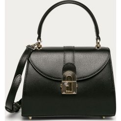 Furla - Torebka skórzana. Czarne listonoszki damskie Furla, w paski, ze skóry, na ramię, małe, z aplikacjami. Za 1899,00 zł.