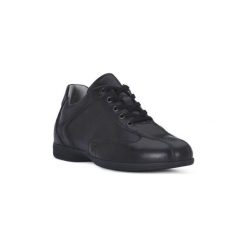 Buty Nero Giardini MP NERO GIARDINI HOLD NERO. Czarne trampki męskie marki Nero Giardini MP, bez wzorów, bez zapięcia. Za 602,31 zł.