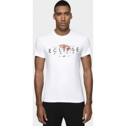 T-shirt męski TSM230 - biały. Białe koszulki męskie 4f, m, bez wzorów, bez kołnierzyka. Za 59,99 zł.